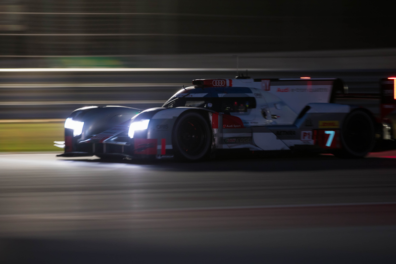 Illustration for article titled This Is Your Lone Star Le Mans Uber-Huge Photo Gallery